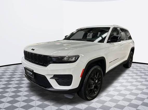 JEEP GRAND CHEROKEE 2024 1C4RJHAG4RC109328 image